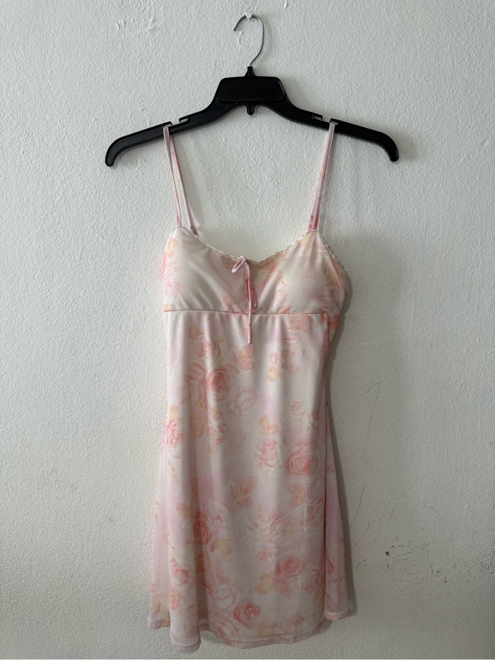 Derek Heart Pastel Floral Satin Chemise - Light Pink
